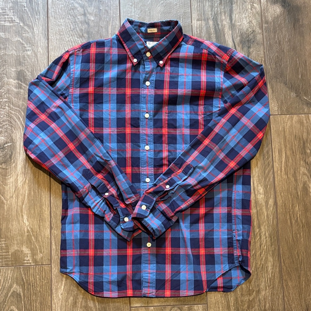 Men's J. Crew Blue and Red Plaid Button-Down Shirt Slim fit size Medium